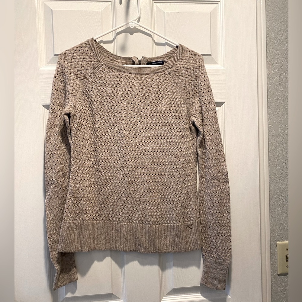 AE beige sweater